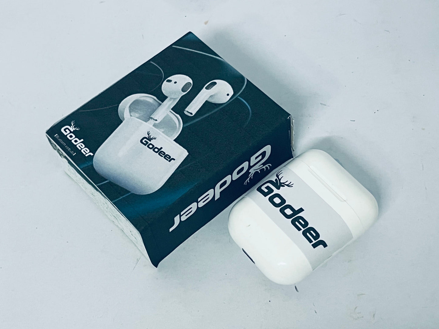Godeer Bluetooth Headphones - White