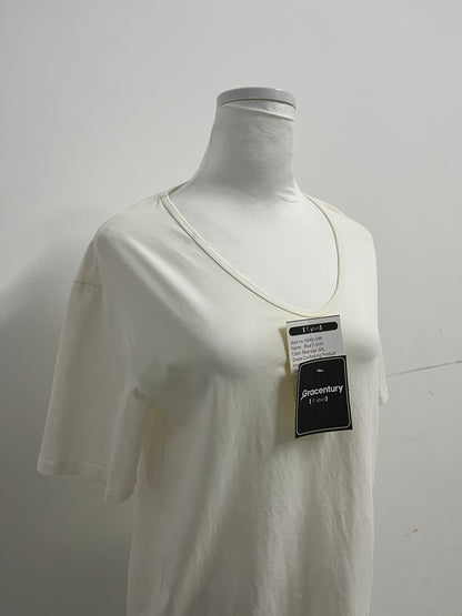 Gracentury White V-Neck Short-Sleeve T-Shirt - A Versatile Essential for Daily Wear