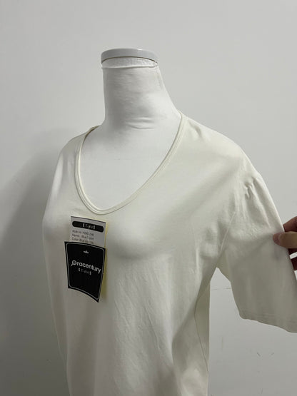 Gracentury White V-Neck Short-Sleeve T-Shirt - A Versatile Essential for Daily Wear