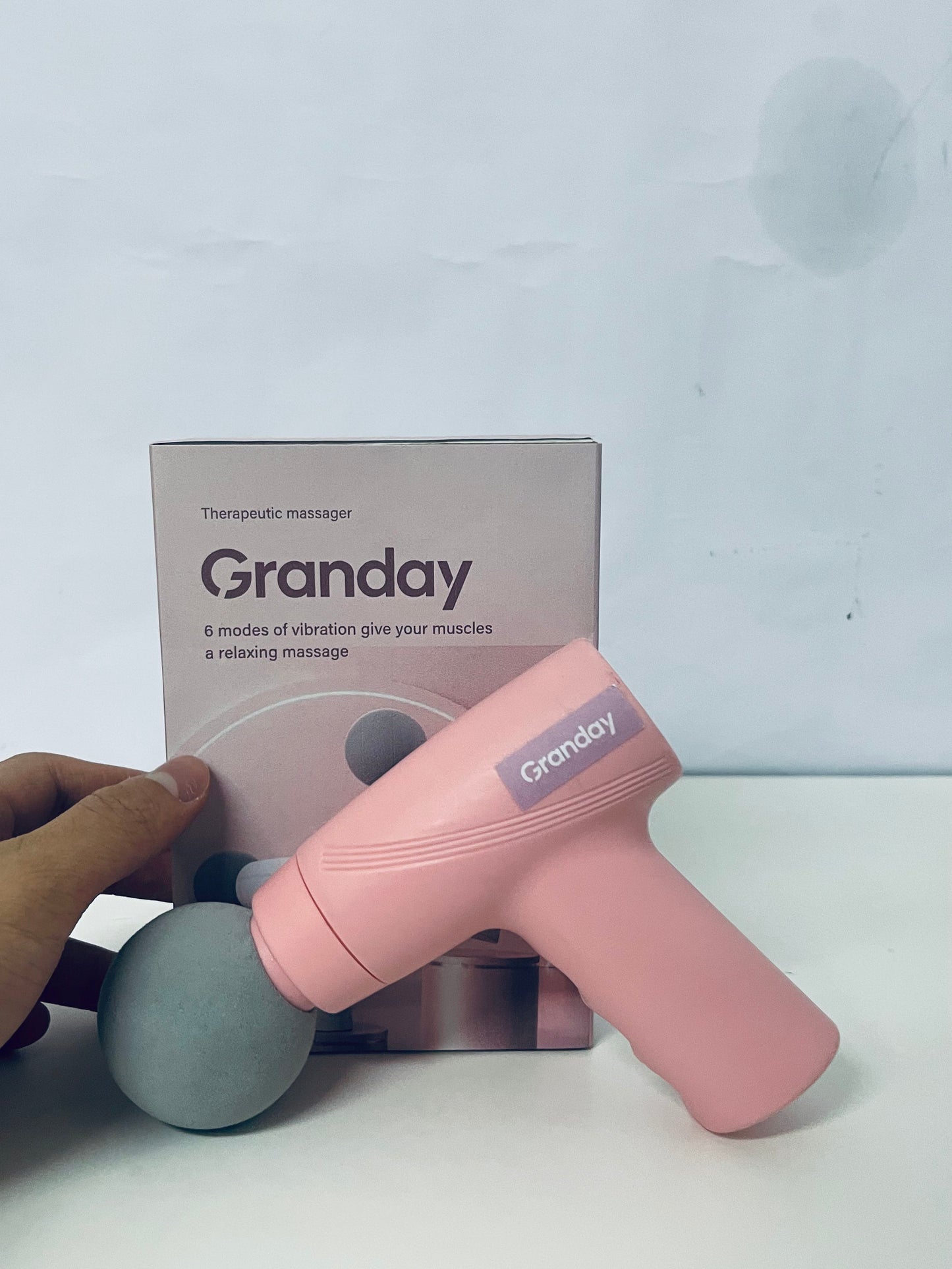 【Granday Therapeutic Massage Gun】—— Customized Relaxation for Tired Muscles