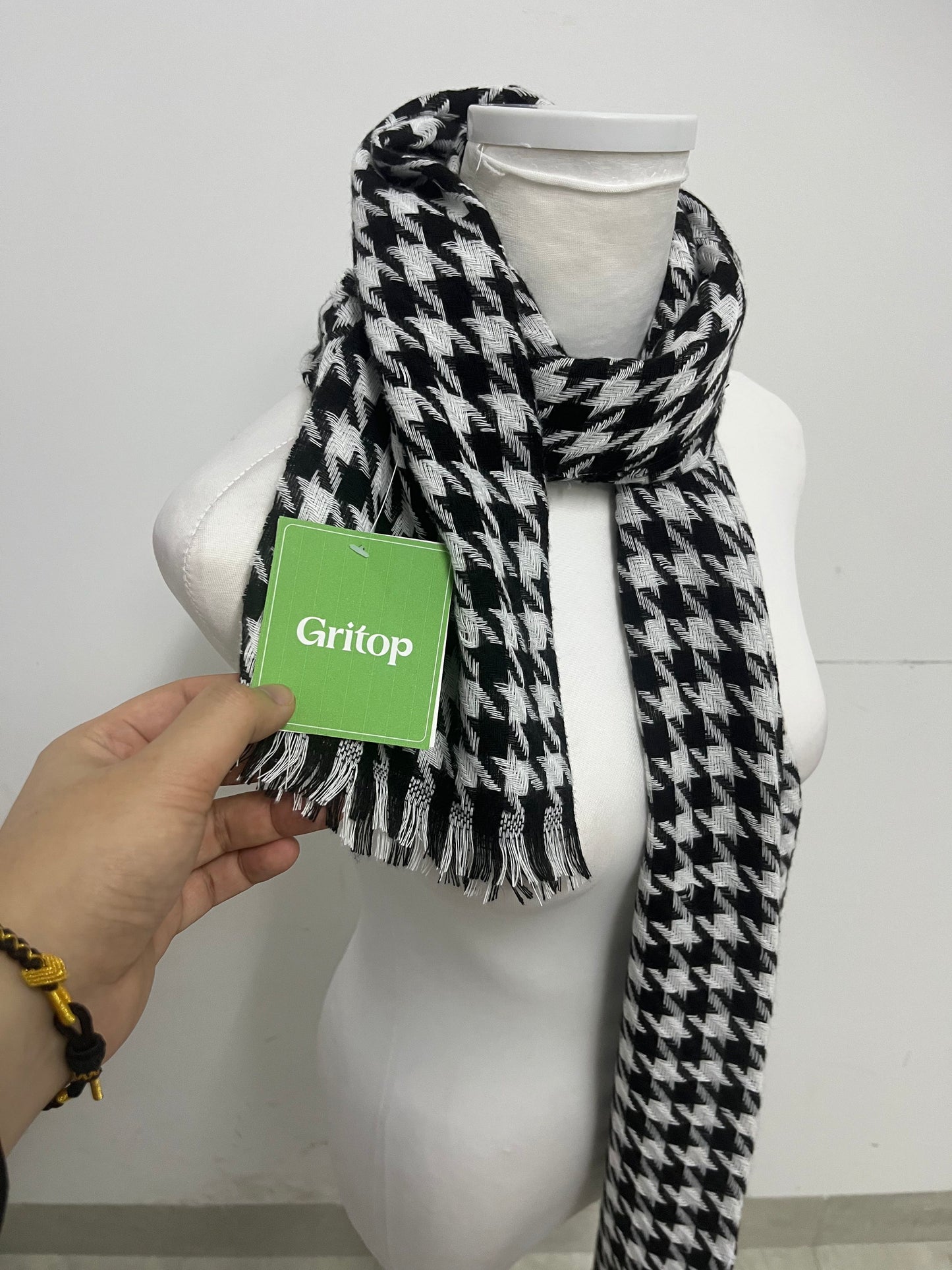 Gritop Houndstooth Fringe Scarf A Vintage & Versatile Essential for Autumn/Winter Styling