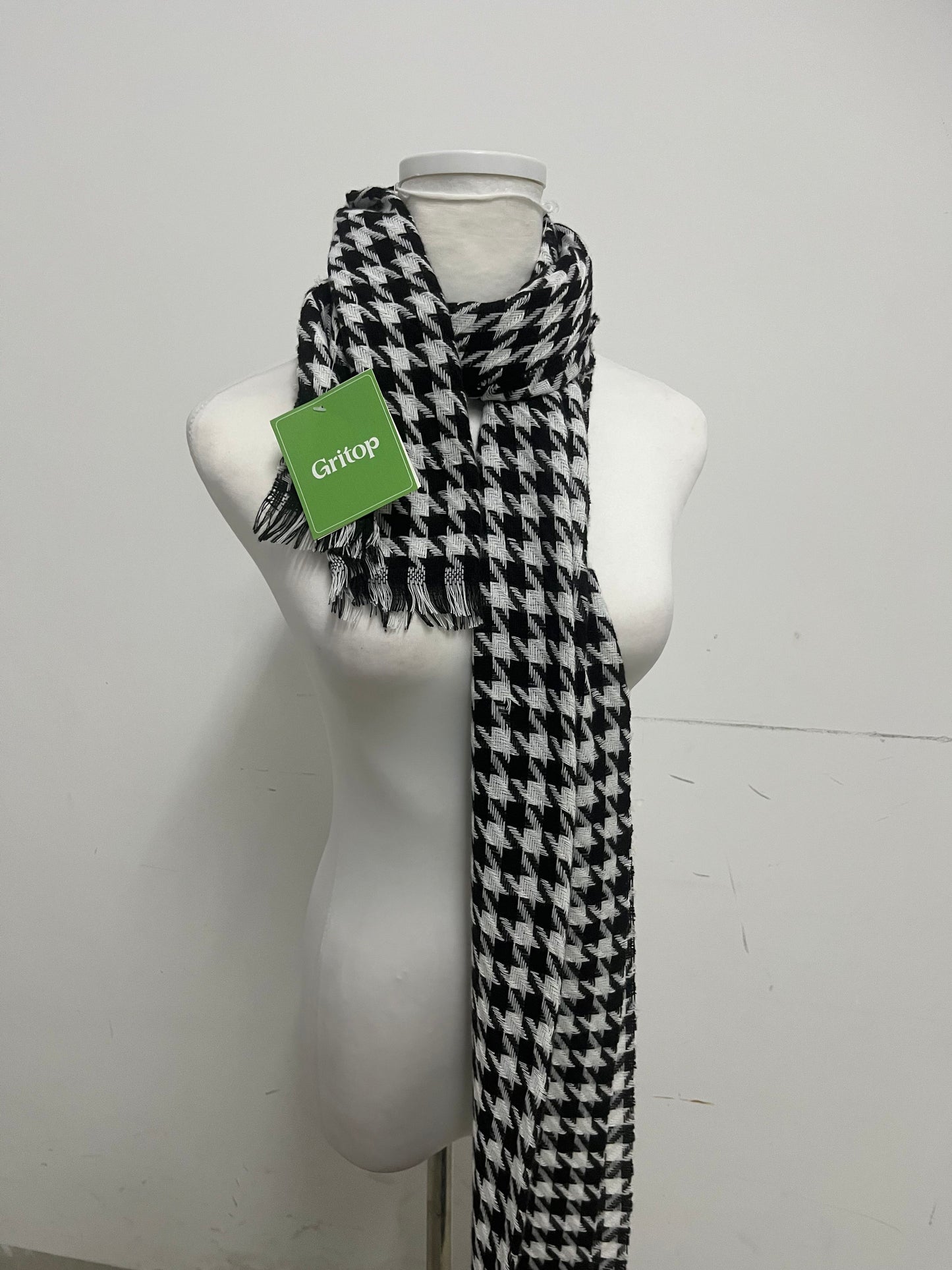 Gritop Houndstooth Fringe Scarf A Vintage & Versatile Essential for Autumn/Winter Styling
