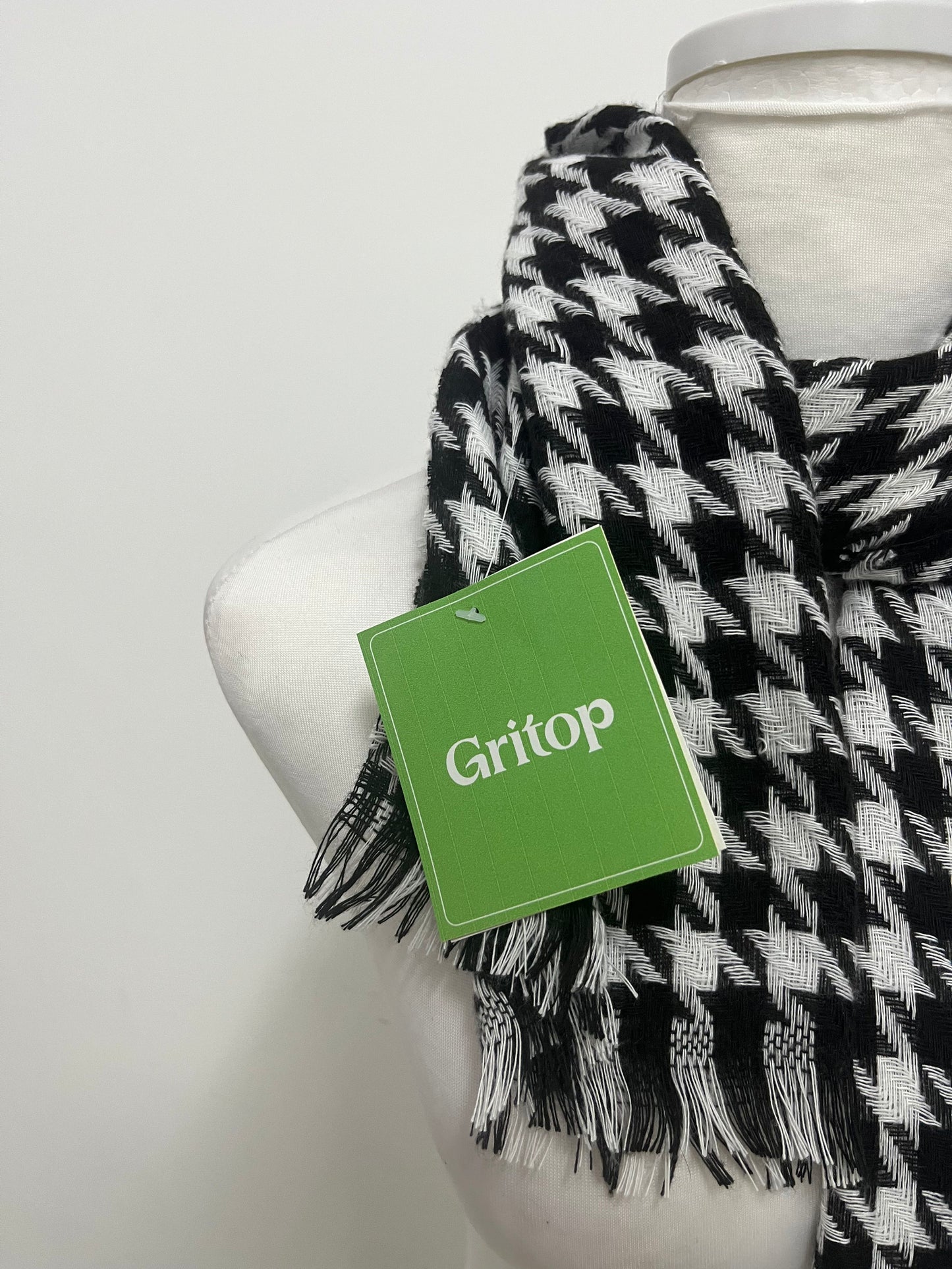 Gritop Houndstooth Fringe Scarf A Vintage & Versatile Essential for Autumn/Winter Styling