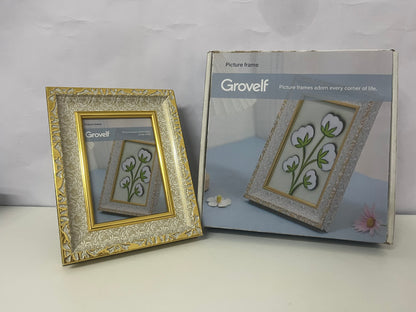 【Grovelf Ornate Cotton Flower Picture Frame】—— Elegant Decor for Cherished Memories