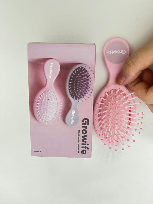 【Growife Mini Cushion Hairbrush】—— Gentle Grooming for Daily Hair Care