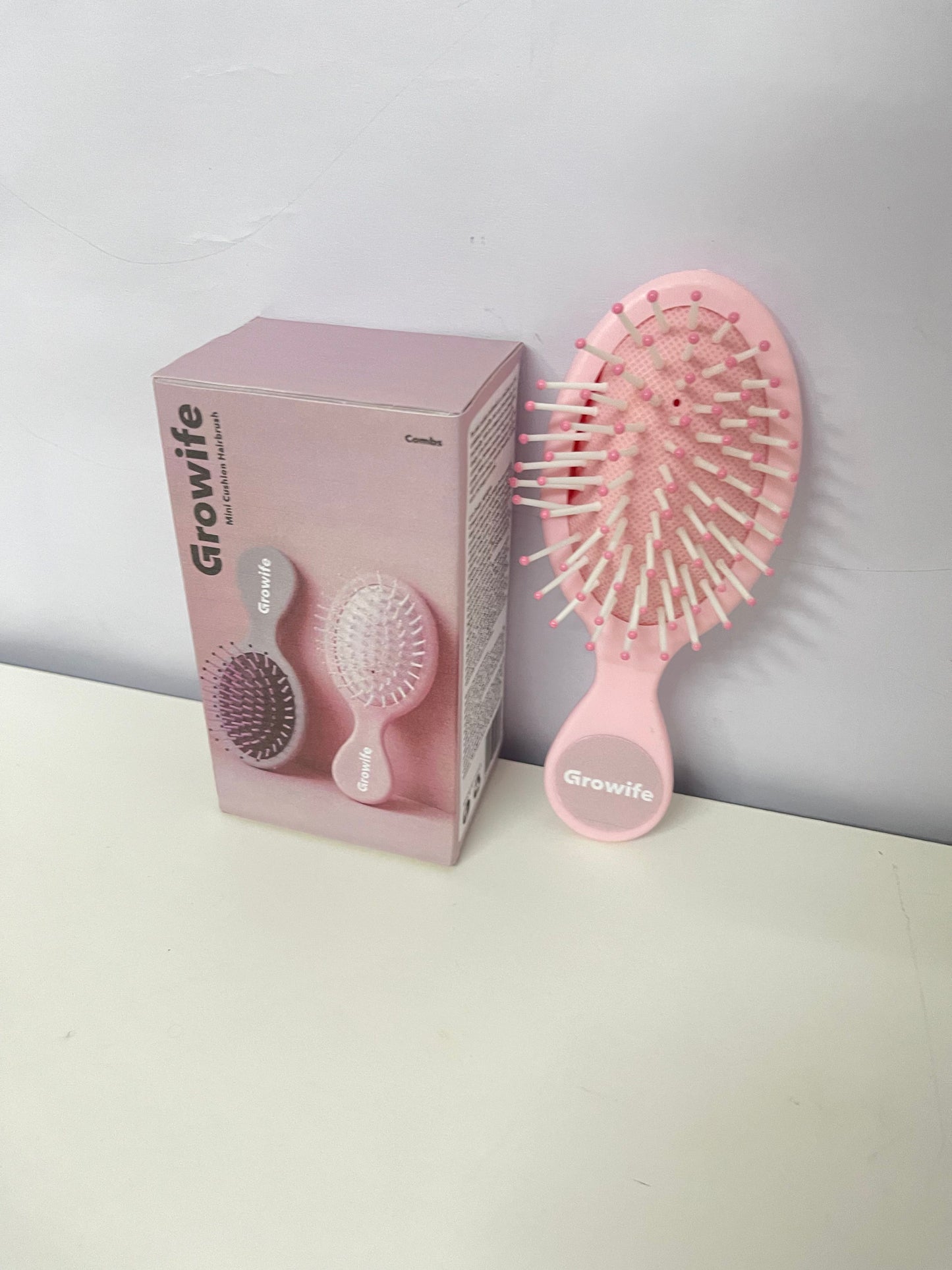 【Growife Mini Cushion Hairbrush】—— Gentle Grooming for Daily Hair Care