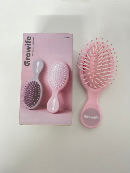 【Growife Mini Cushion Hairbrush】—— Gentle Grooming for Daily Hair Care