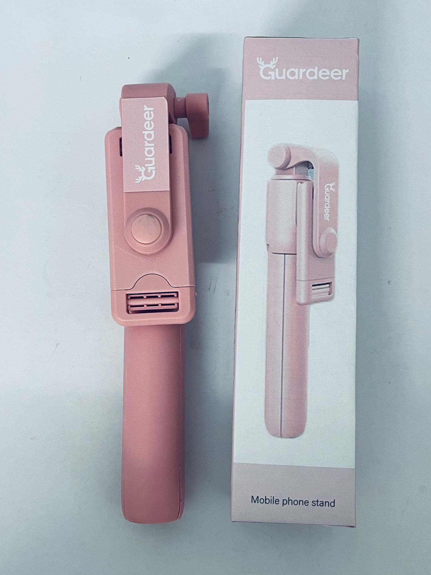 Guardeer   67‘’ Selfie Stick Tripod, Phone Tripod with Wireless Remote Control, Portable Selfie Stick for Photograph, Live Streaming, Video Recording, Compatible with All Cell Phones, Pink