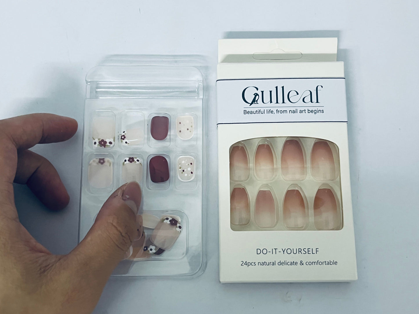 Gulleaf Full-Cover Nails, Press On Nails, Nail glue included, 'Short Square', Clear, Short Size, Squoval Shape, Includes 24 Nails