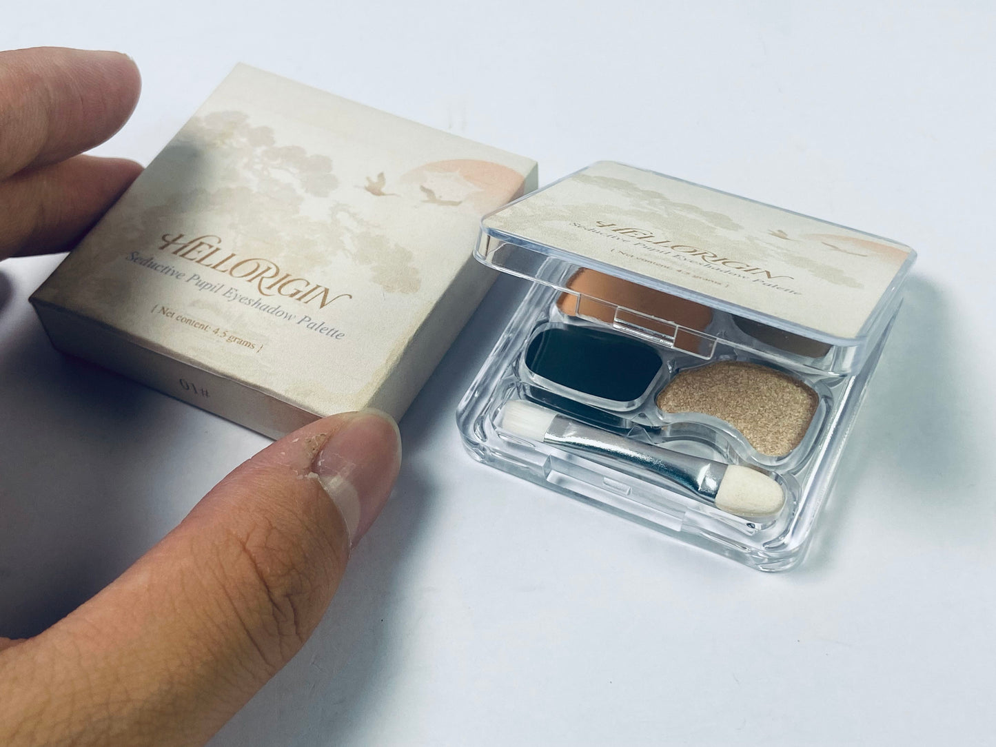 HELLORIGIN Eye Enhancer,Night Sky,Eyeshadow Quad,Easy to Wear,Clean & Vegan,Talc-Free,Matte & Shimmer Finishes,Smudge-Proof