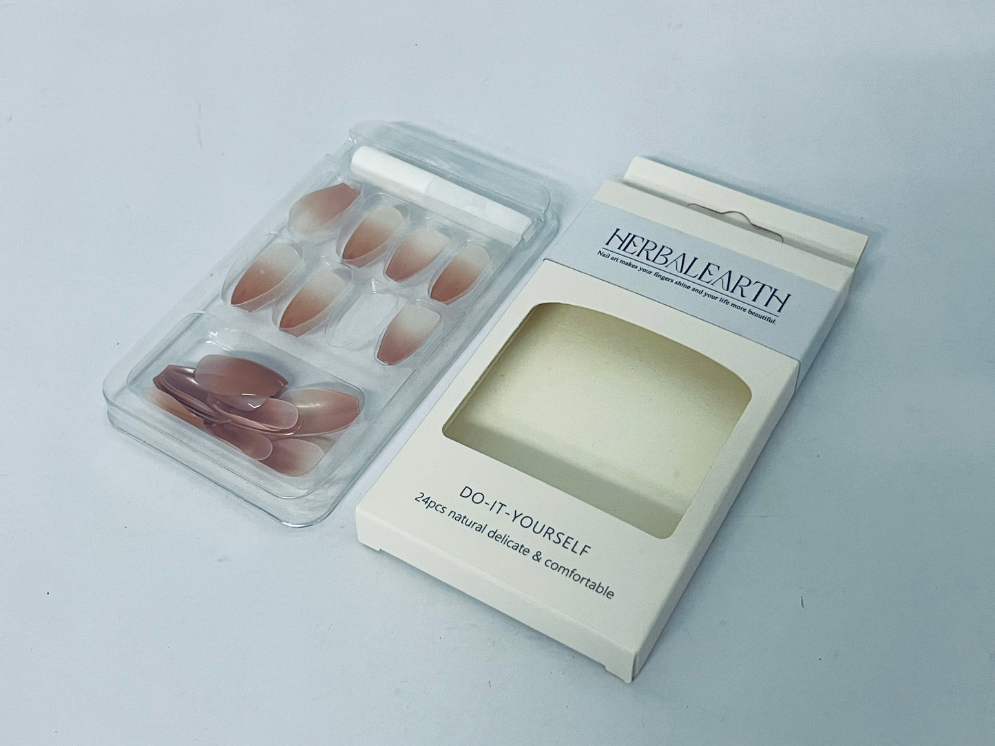 HERBALEARTH False nails Handmade Press on Nails Medium,Peach Pink Cat Eye Coffin Nails, Removable Acrylic Spring Summer Pink Fake Nails With Tools,Sweet Sassy Minimalist Gel Effect Glue on Nails for Women Girls(M)