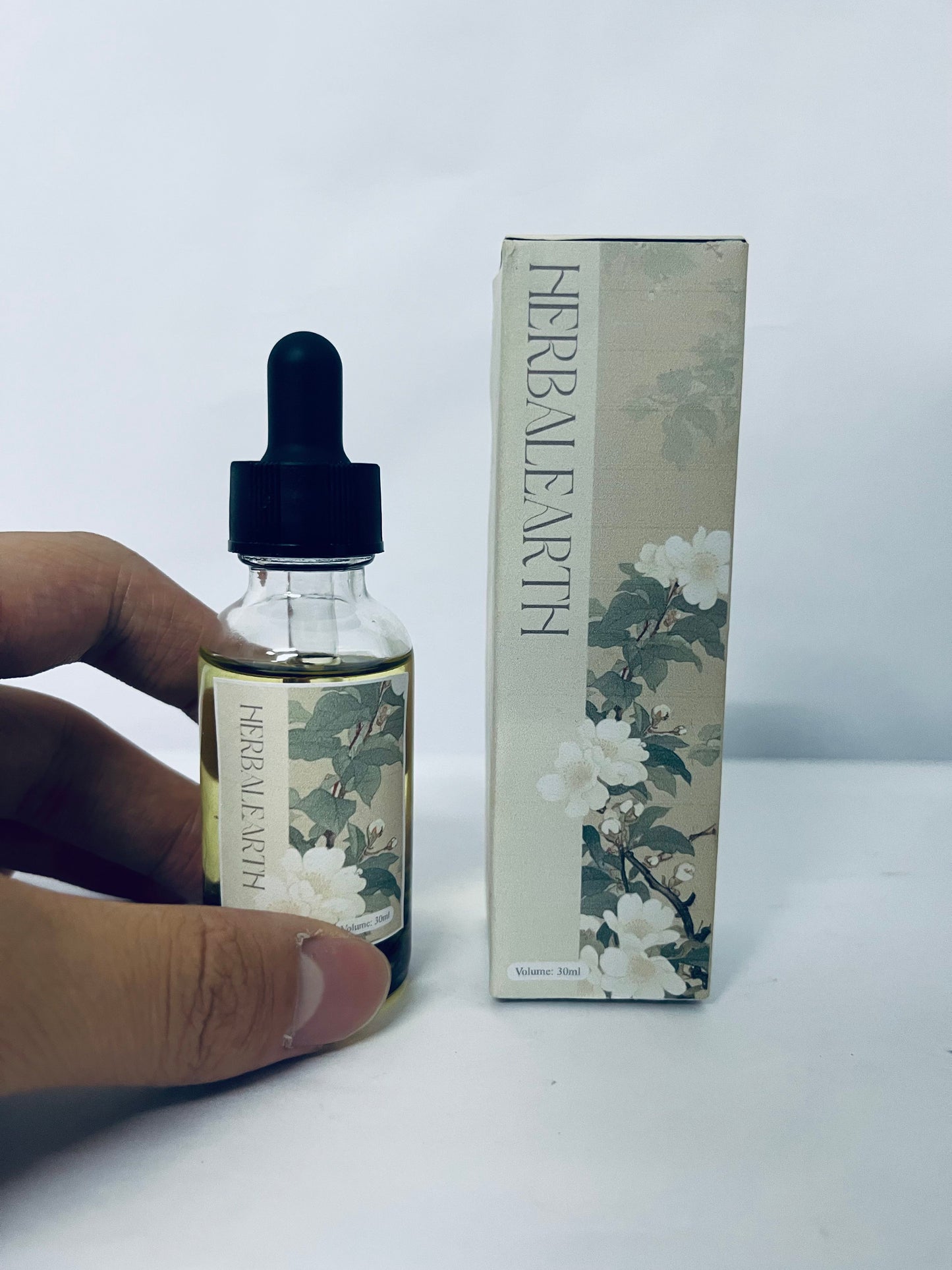 HERBALEARTH Essential oils Oil for Face, Body and Hair - Organic Plant Fragrant Essential Oil for Dry Skin, Scalp and Nails