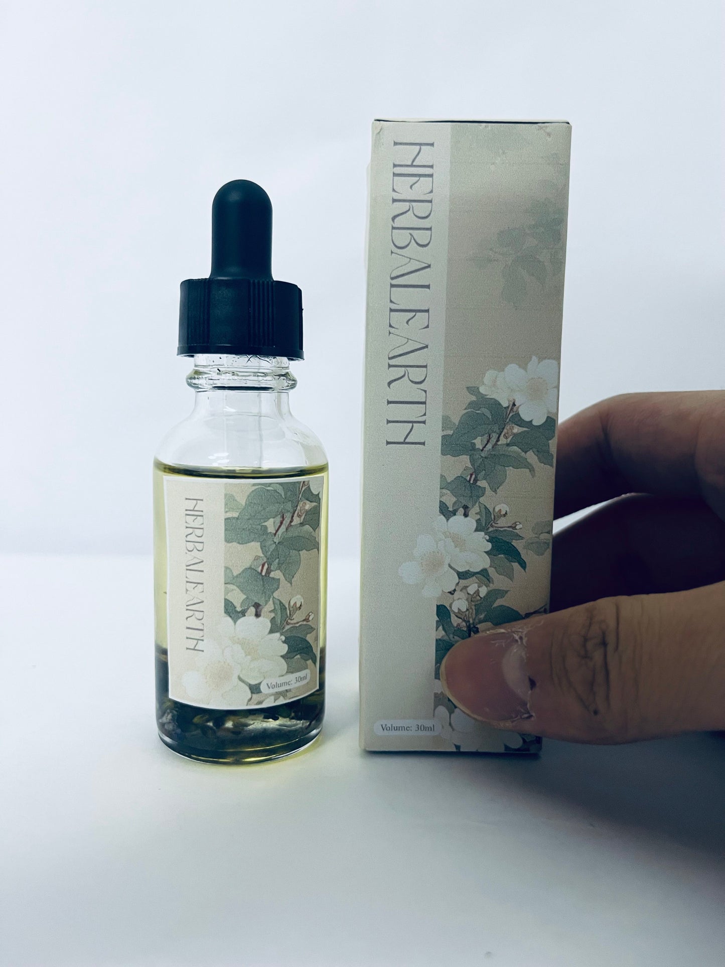 HERBALEARTH Essential oils Oil for Face, Body and Hair - Organic Plant Fragrant Essential Oil for Dry Skin, Scalp and Nails
