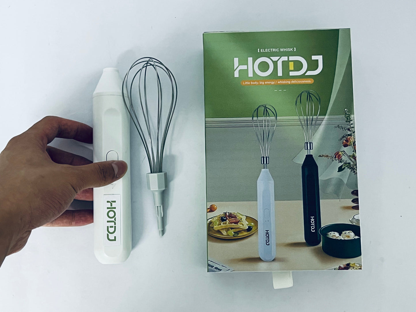HOTDJ Electric egg beaters Handheld Mixers, USB Rechargable Handheld Eggs Beater Cordless Electric Food Mixers Detachable Milk Frothers Kitchen Tool