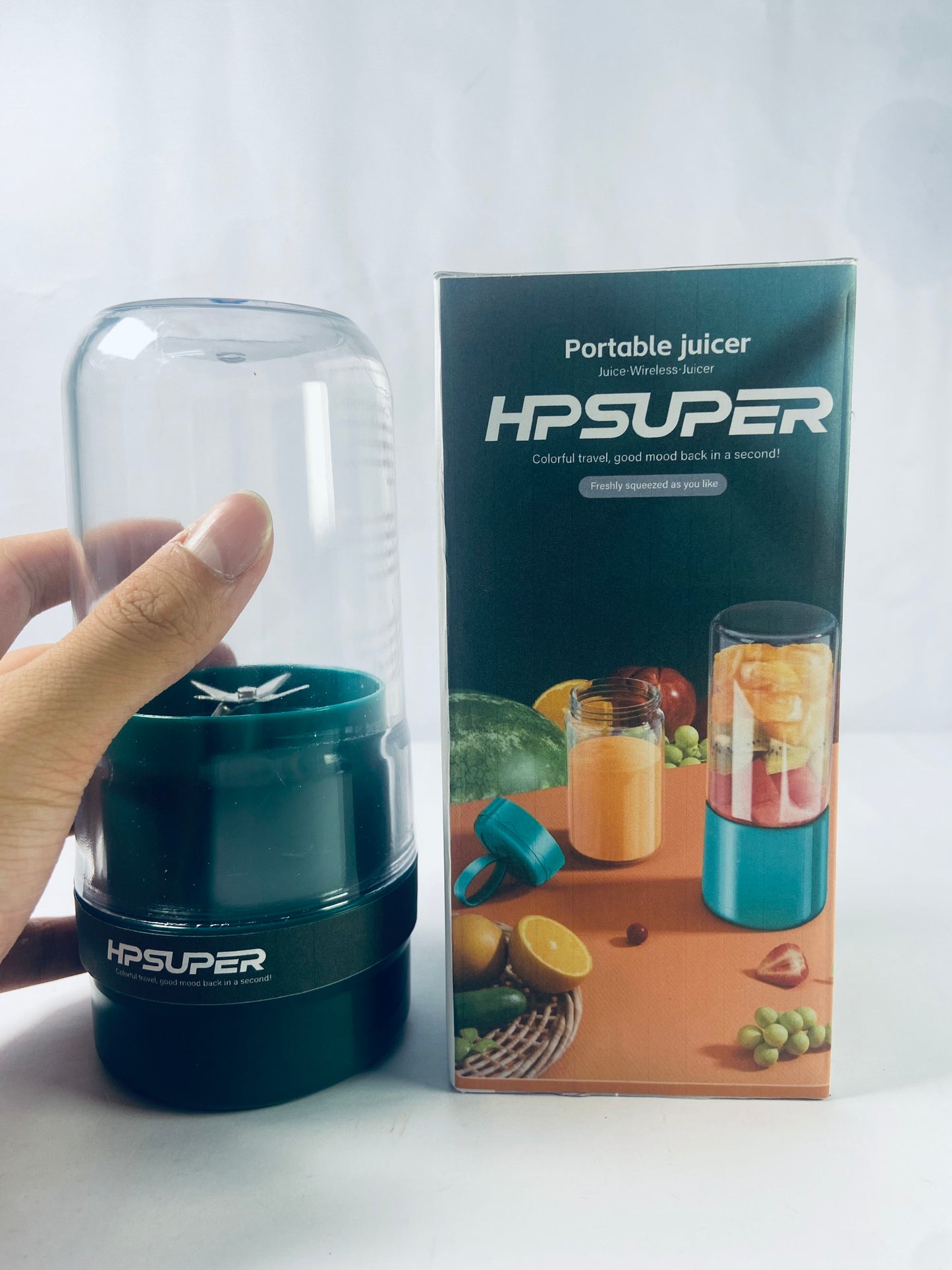 HPSUPER Portable Blender,Juicer & Smoothie Maker,Press & Twist Design,4 Tip Stainless Steel Blade,Cord Wrap,240 Watt Motor,Dark Green