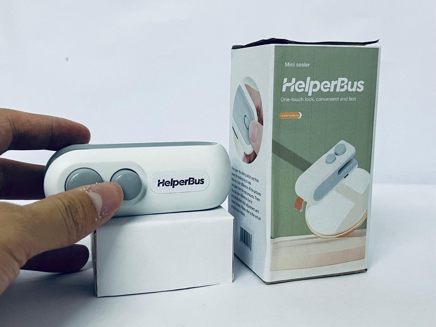 HelperBus Mini Vacuum Sealer Rechargeable Bag Sealer for Food Storage Heat Sealer for Chips Bags,Handheld Vacuum Sealer for Food Preservation