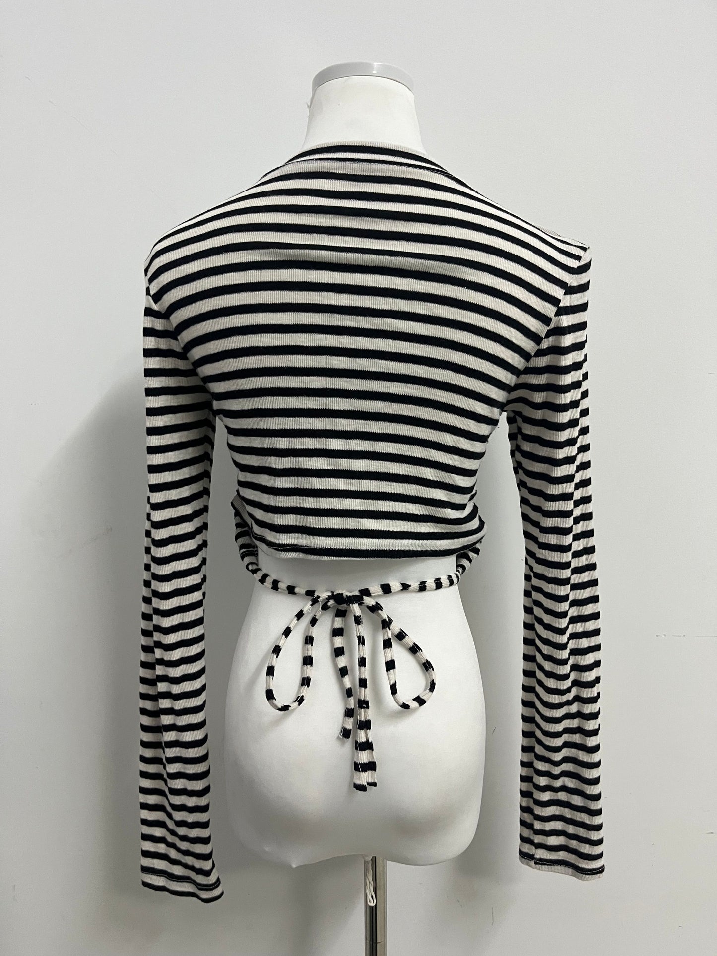 HomBee Tops as clothing Women's Striped Cropped Long-Sleeve Top Retro Stylish Slim-Fitting Versatile Item
