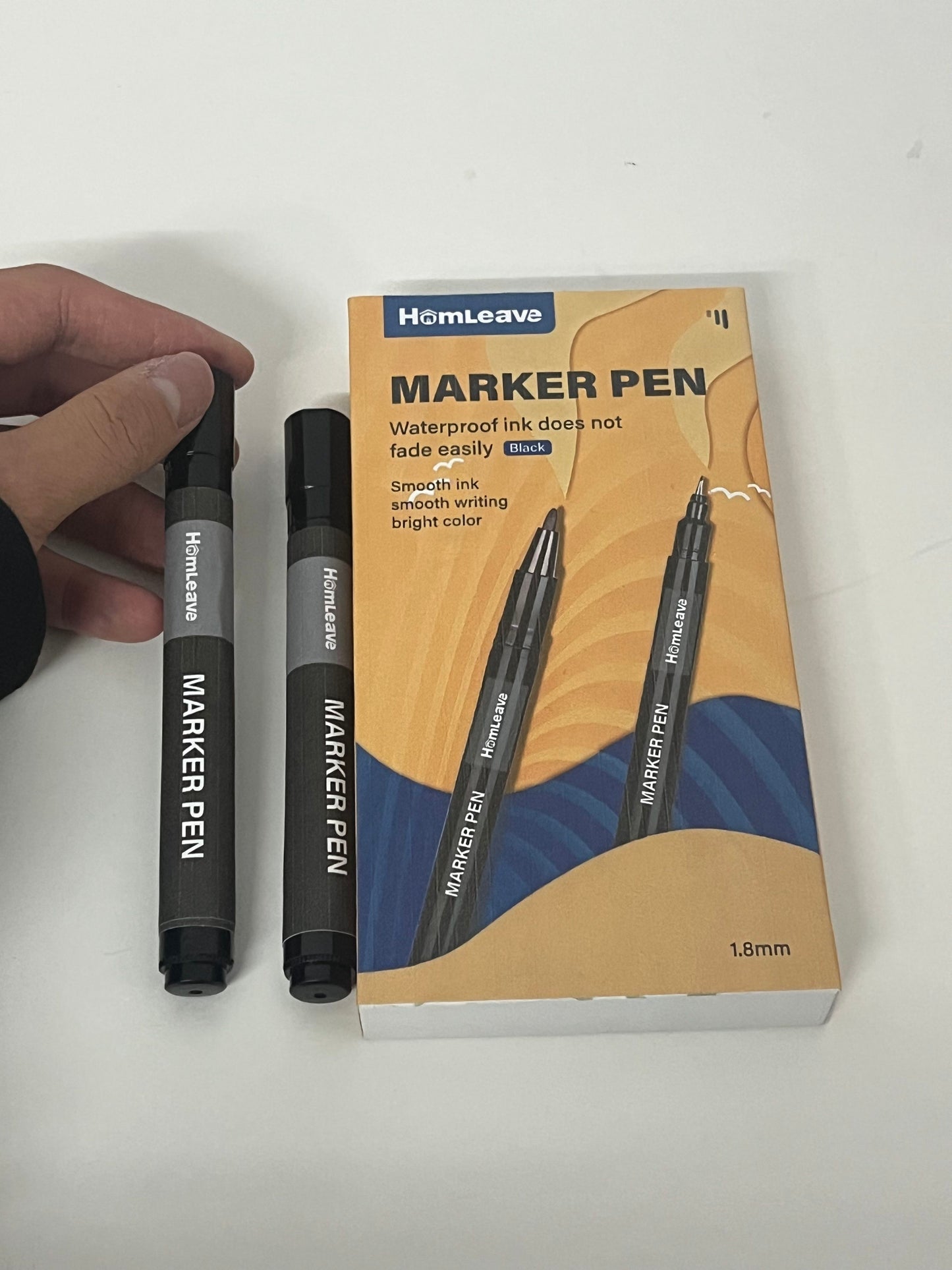 【HomLeave Waterproof Permanent Marker Pen】—— Bold, Long-Lasting Marking for Everyday Use