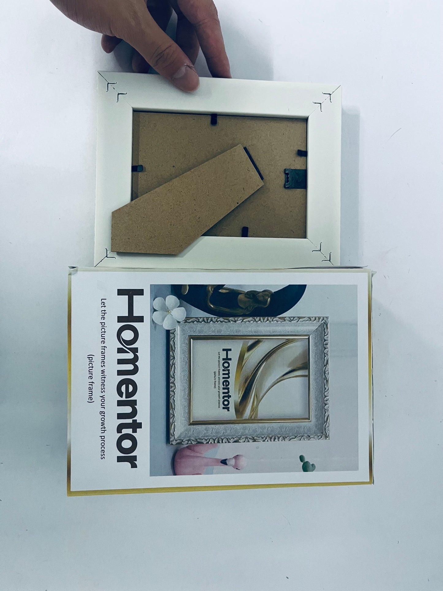 Homentor Picture Frame Gold Covered by Shatter-Resistant Glass Made of Resin, Display Pictures Without Mat for Table Top and Wall Mounting(Vertical & Horizontal)