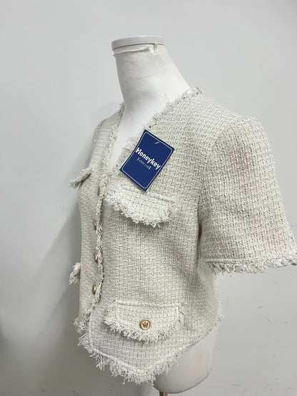 【Honeykey White Textured Cropped Coat】—— Chic & Versatile Daily Outerwear
