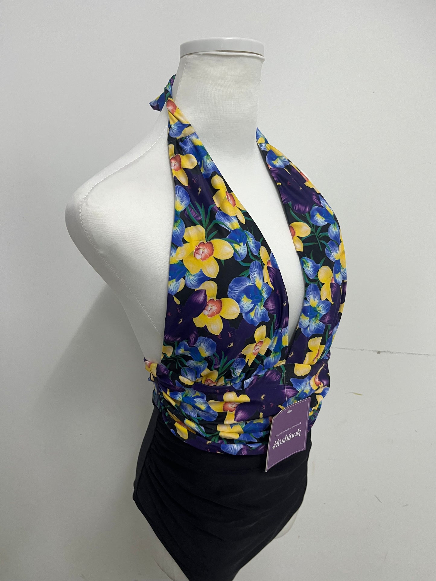Hoshinok Printed Halter One-Piece Swimsuits Retro Style Slimming & Flattering Eye-Catching Choice for Beach Vacations