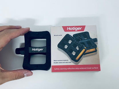 Hotiger Bicycle Pedals, Wear-Resistant Material with Double-Sided Anti-Skid Nails, Safety Reflective Strip & Widened Tread Surface, Universal for Mountain Bikes & Road Bikes