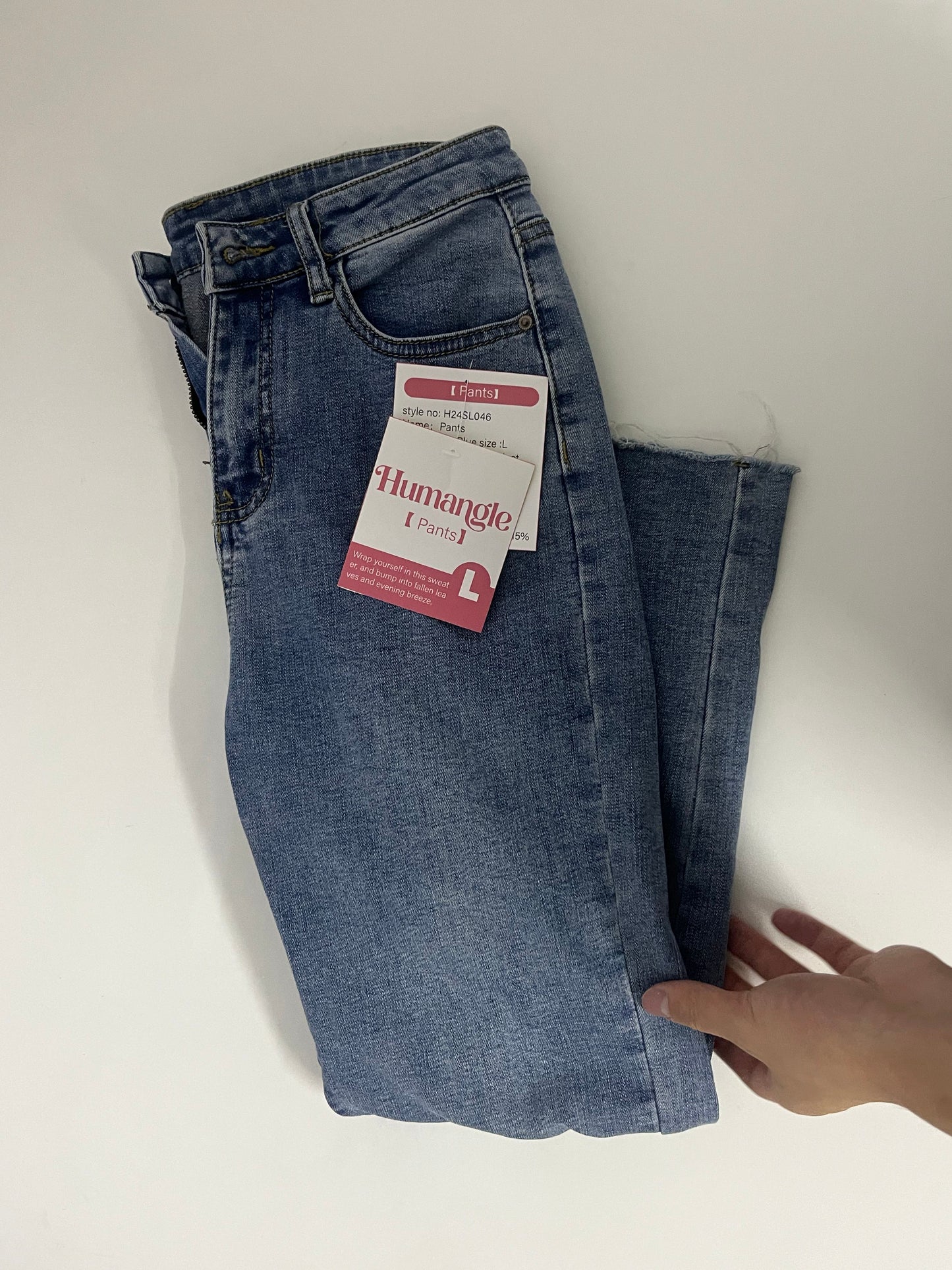 【Humangle Stretch Slim-Fit Jeans】—— Timeless Comfort for Everyday Style