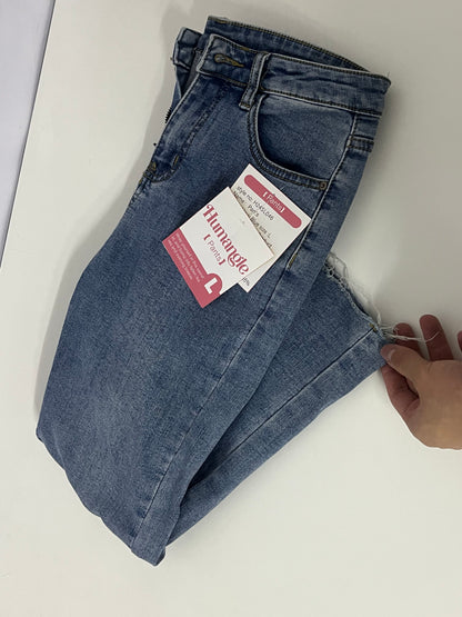 【Humangle Stretch Slim-Fit Jeans】—— Timeless Comfort for Everyday Style