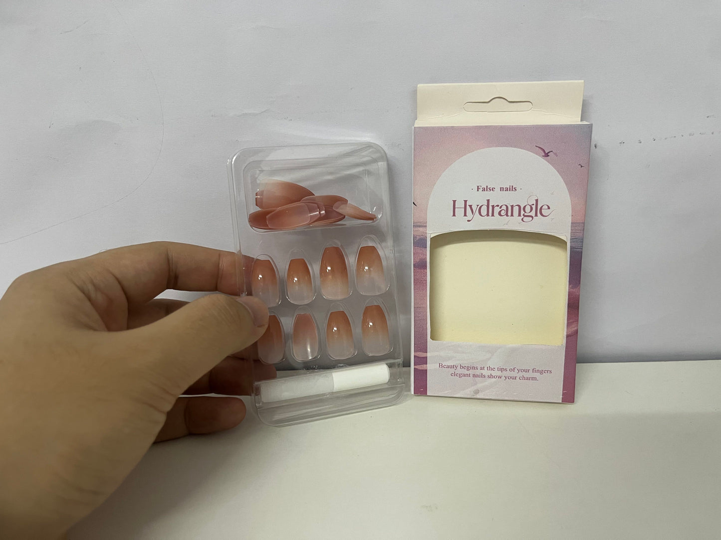 Hydrangle Gradient Translucent False Nails —— Elegant Fingertip Charm for Daily Grace