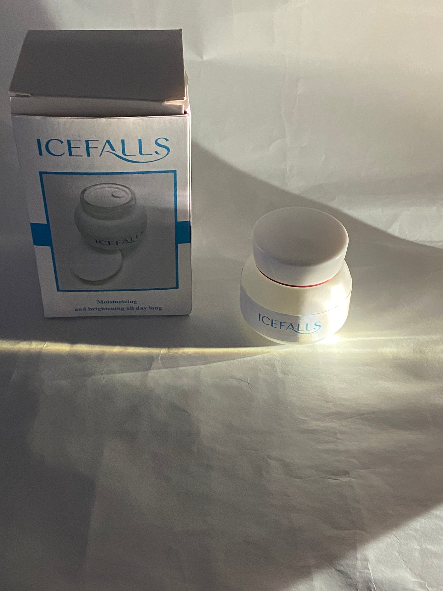 ICEFALLS Face cream Deep Moisturizing Day & Night Cream with Hyaluronic Acid, Panthenol & Allantoin – Anti-Wrinkle & Firming Skincare for Dry Skin