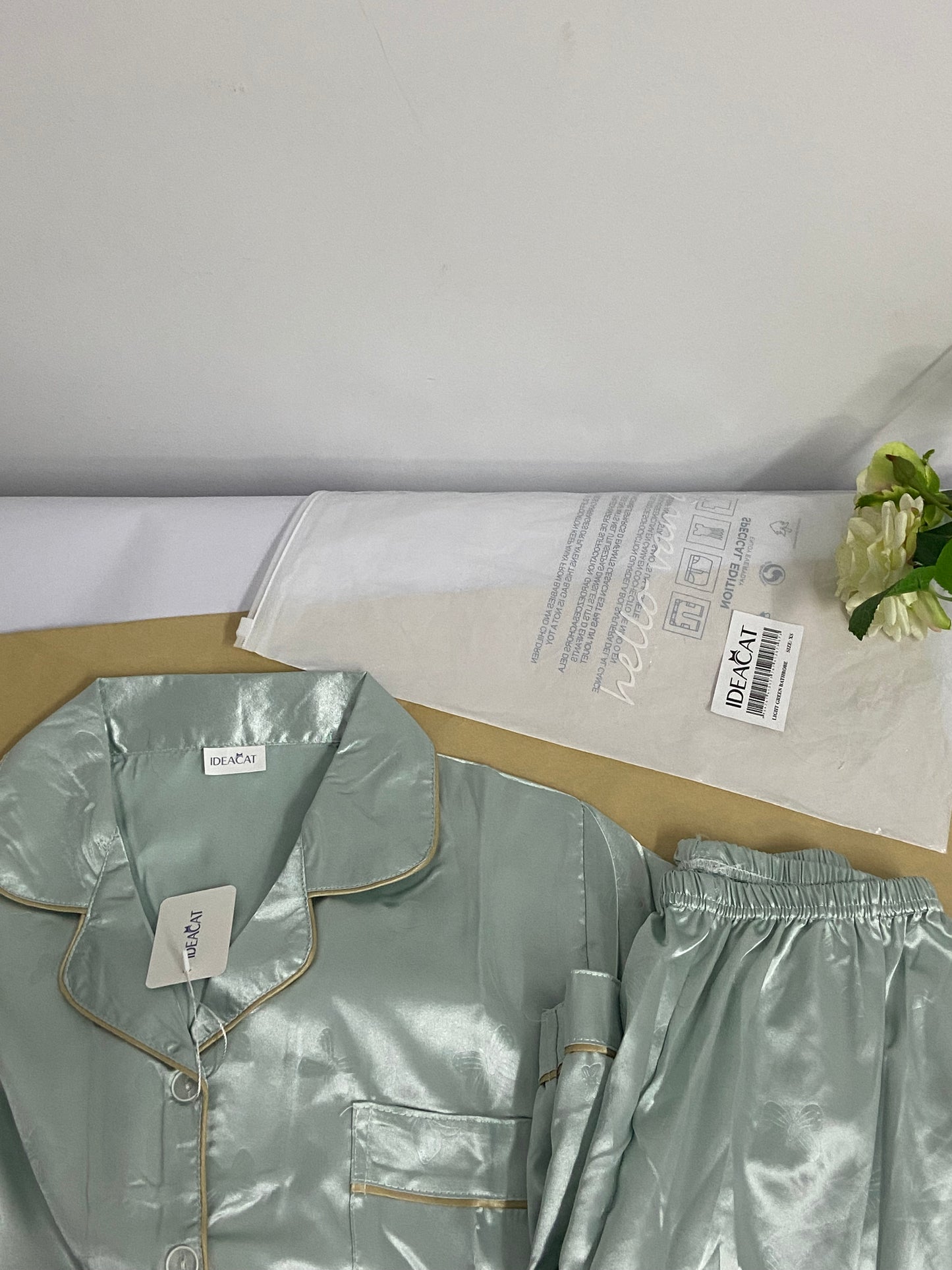 IDEACAT Pyjamas Anjue Pajama Nightgowns for Women Button Down Pajamas Tops Short Sleeve Sleepwear Sleep