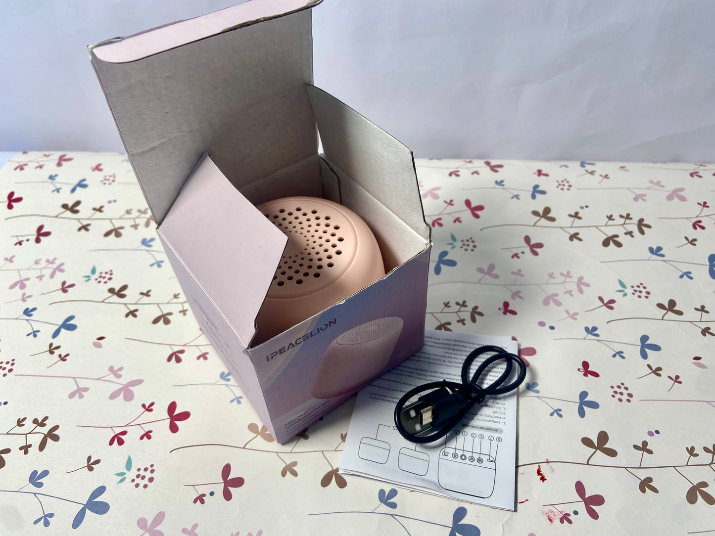 IPEACELION Wireless BT Bone Conduction Speaker, Portable Sound Box, Waterproof, Creative Portable Speaker Mini Size Music Player for Home Outdoor Travel