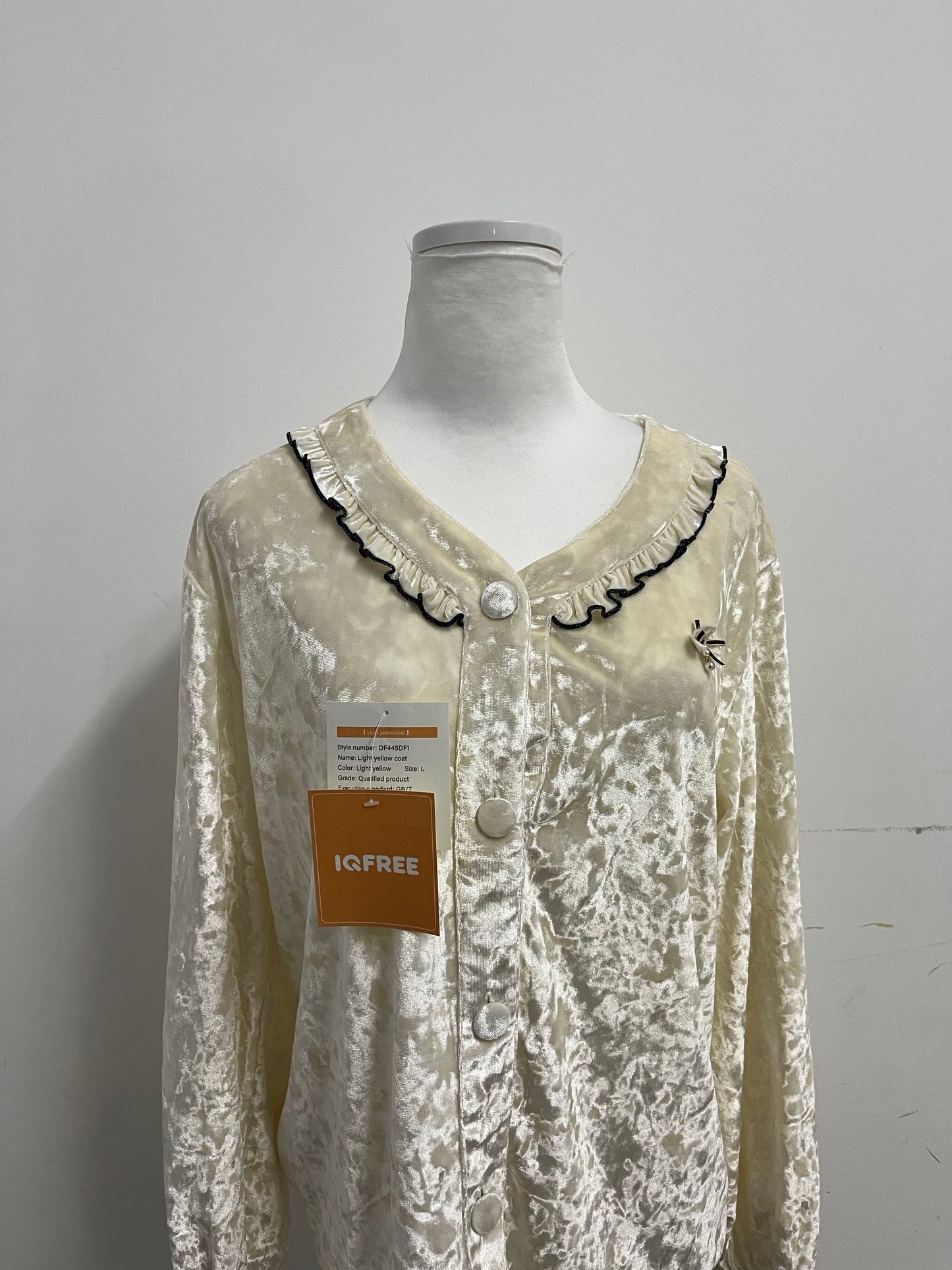 IQFREE Coats Light Yellow Velvet Lace Blouse Retro & Sweet Atmosphere Outfit Item