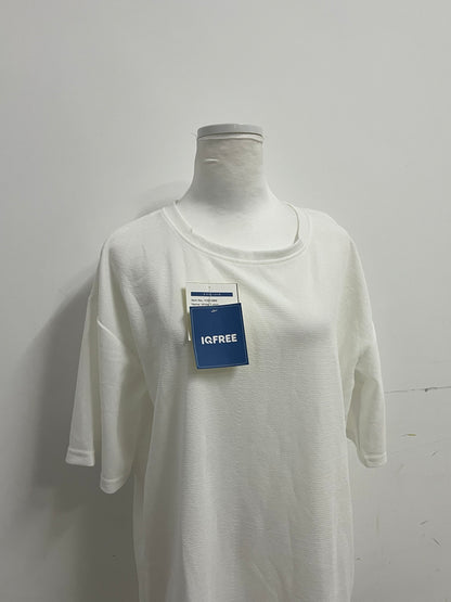 IQFREE White Oversized Mid-Sleeve T-Shirt Textured Fabric A Comfortable & Versatile Item for Daily Leisure