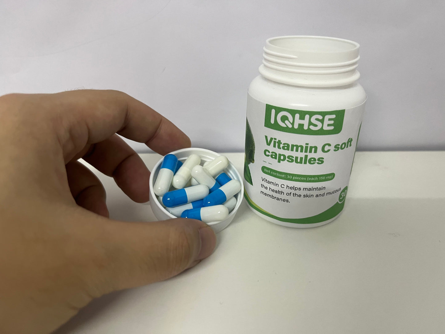 IQHSE Vitamin C Soft Capsules 150mg/capsule × 30 Capsules Gentle & Easy to Absorb A Thoughtful Item for Daily Nutritional Support