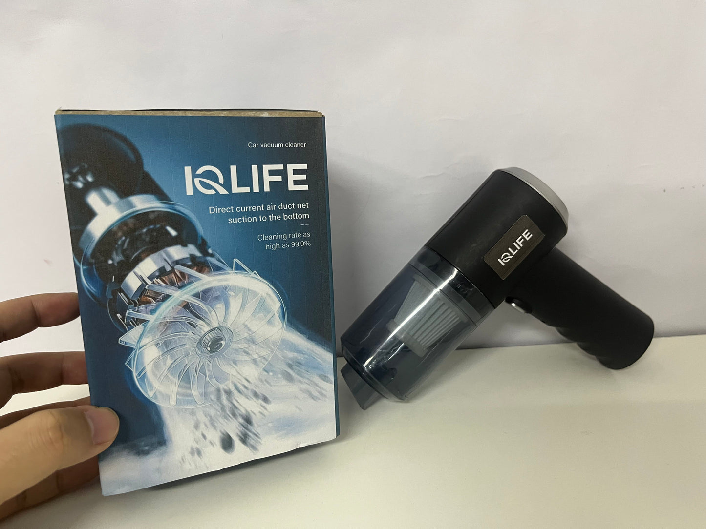 IQLIFE Car Handheld Vacuum Cleaner Direct Current Air Duct Strong Suction A Portable & Efficient Tool for Car Interior Cleaning