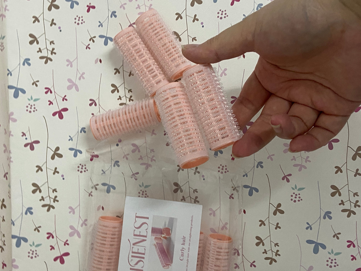 ISIENEST 10Pcs Self Grip Small Hair Curlers Rollers, Plastic Hair Curlers Heatless Salon Dressing Curlers DIY Curly Hair Accessories for Women Girls Short Medium Hair (0.8 x 2.4 Inch)