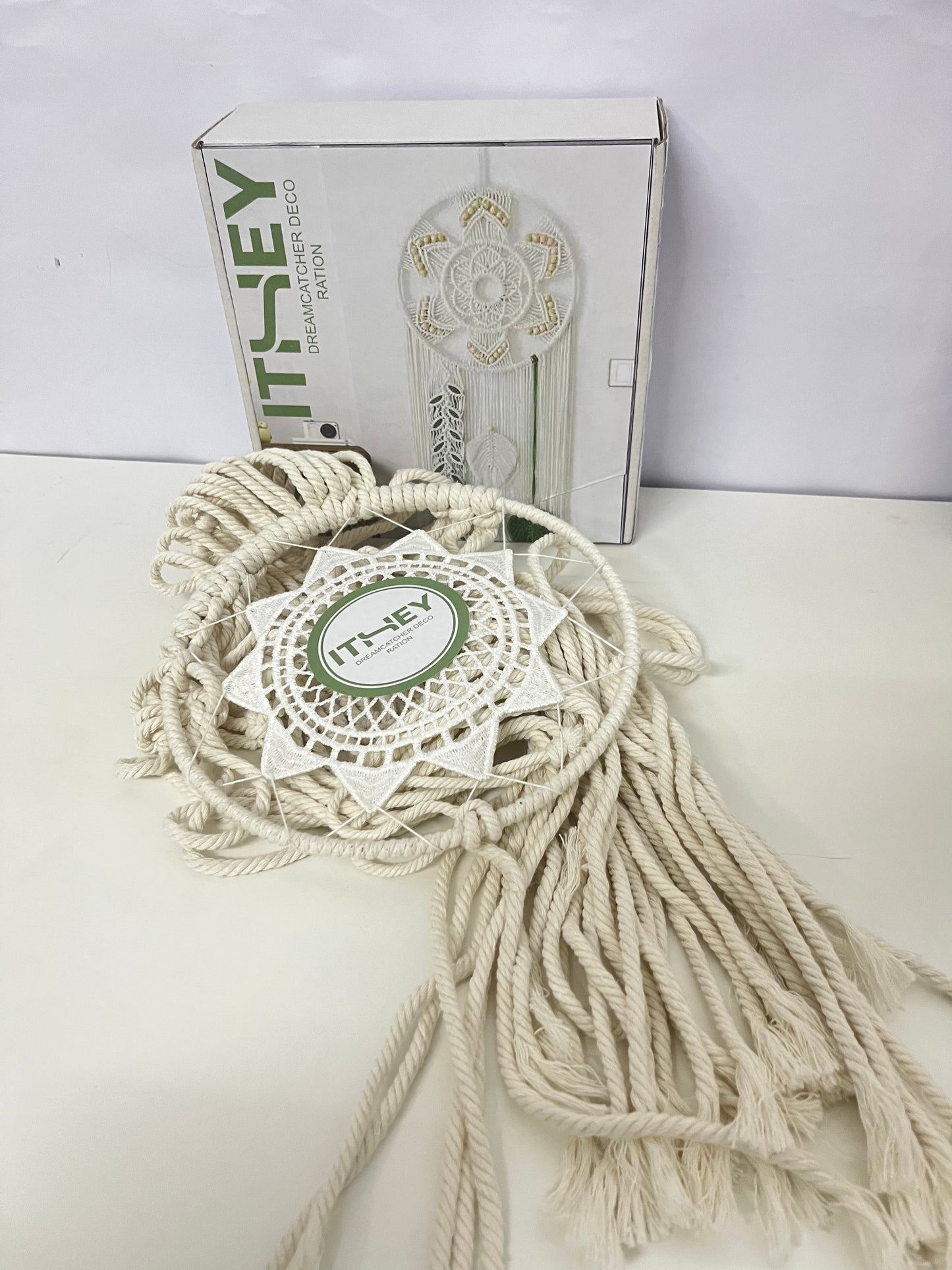 ITHEY Hand-Woven Dreamcatcher Decoration Bohemian Style Cozy Hanging Ornament An Artistic Atmosphere Item for Home Space