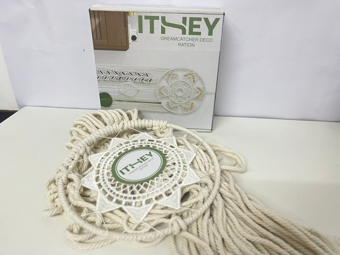 ITHEY Hand-Woven Dreamcatcher Decoration Bohemian Style Cozy Hanging Ornament An Artistic Atmosphere Item for Home Space