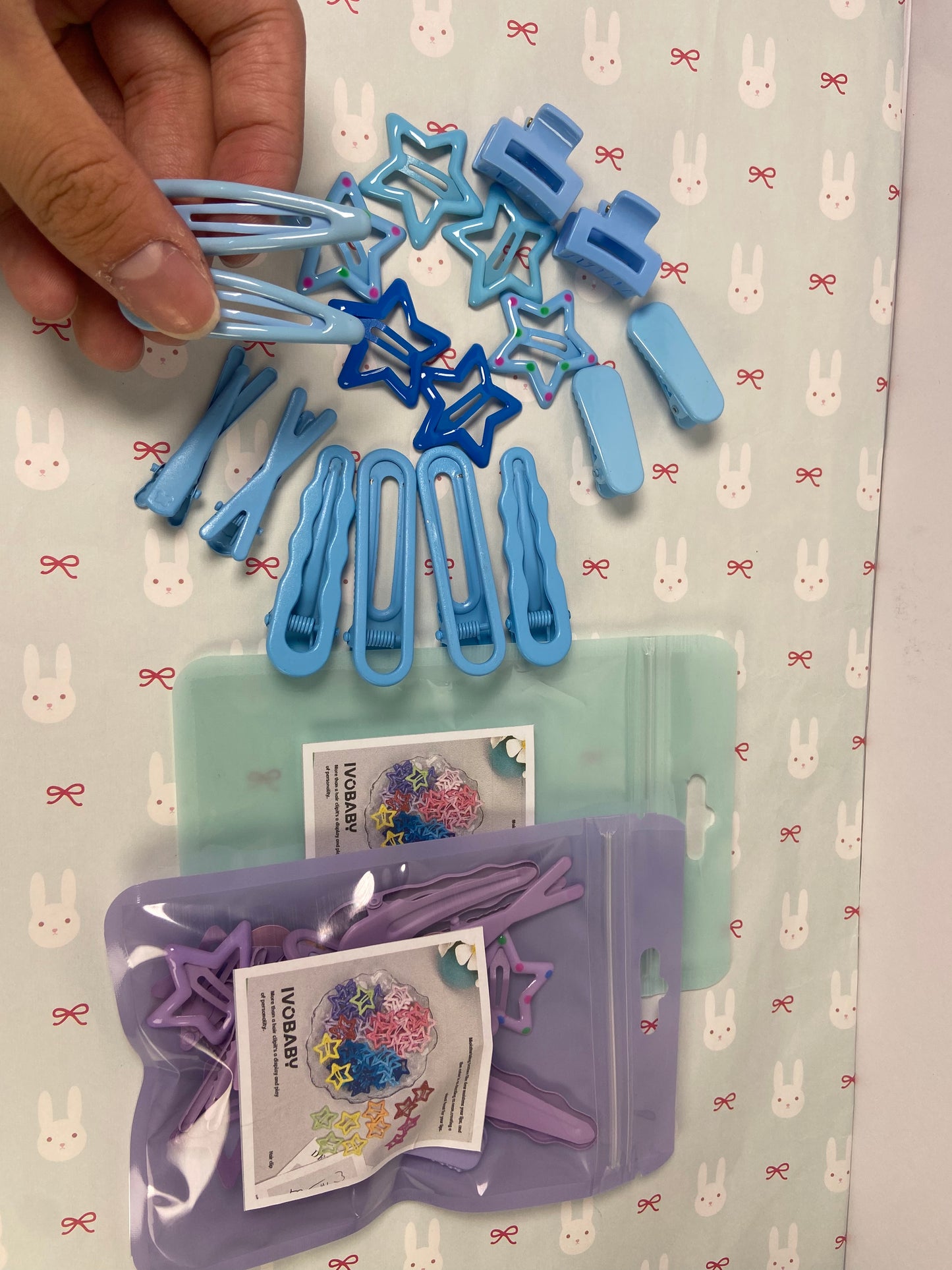 IVOBABY candy-colored Hair Clips,6 Pcs No Slip star,8 Pcs Metal and 4 Pcs Plastic Hair Claw ashion Hair Snap Clips Barrettes for Kids Teens Women