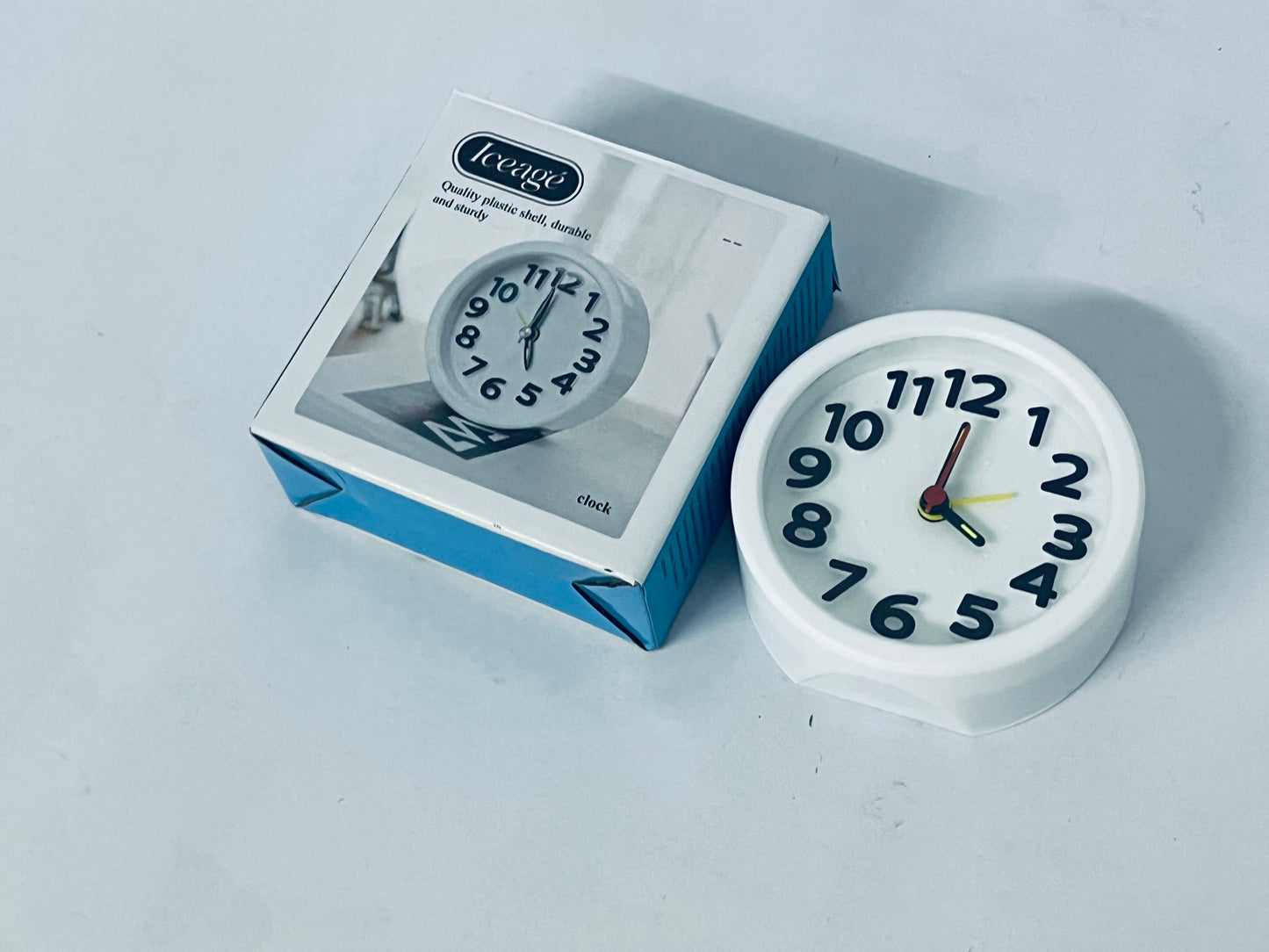 Iceage Rechargeable Hanging Alarm Clock Round Plastic Digital Clock Small Desktop Luminous Hour and Hand Easy to Alarm