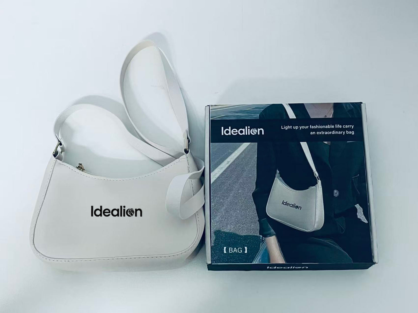 【Idealion Minimalist White Handbag】—— Fashionable Companion for Daily Style