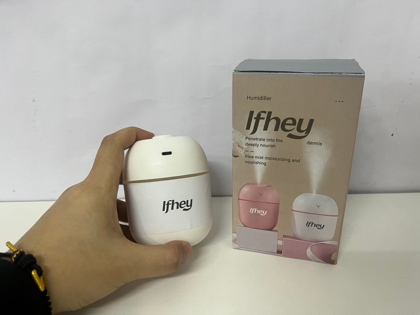 [Ifhey Humidifiers]-Mini Capsule Humidifier - Quiet Fine Mist USB Desktop Hydrator