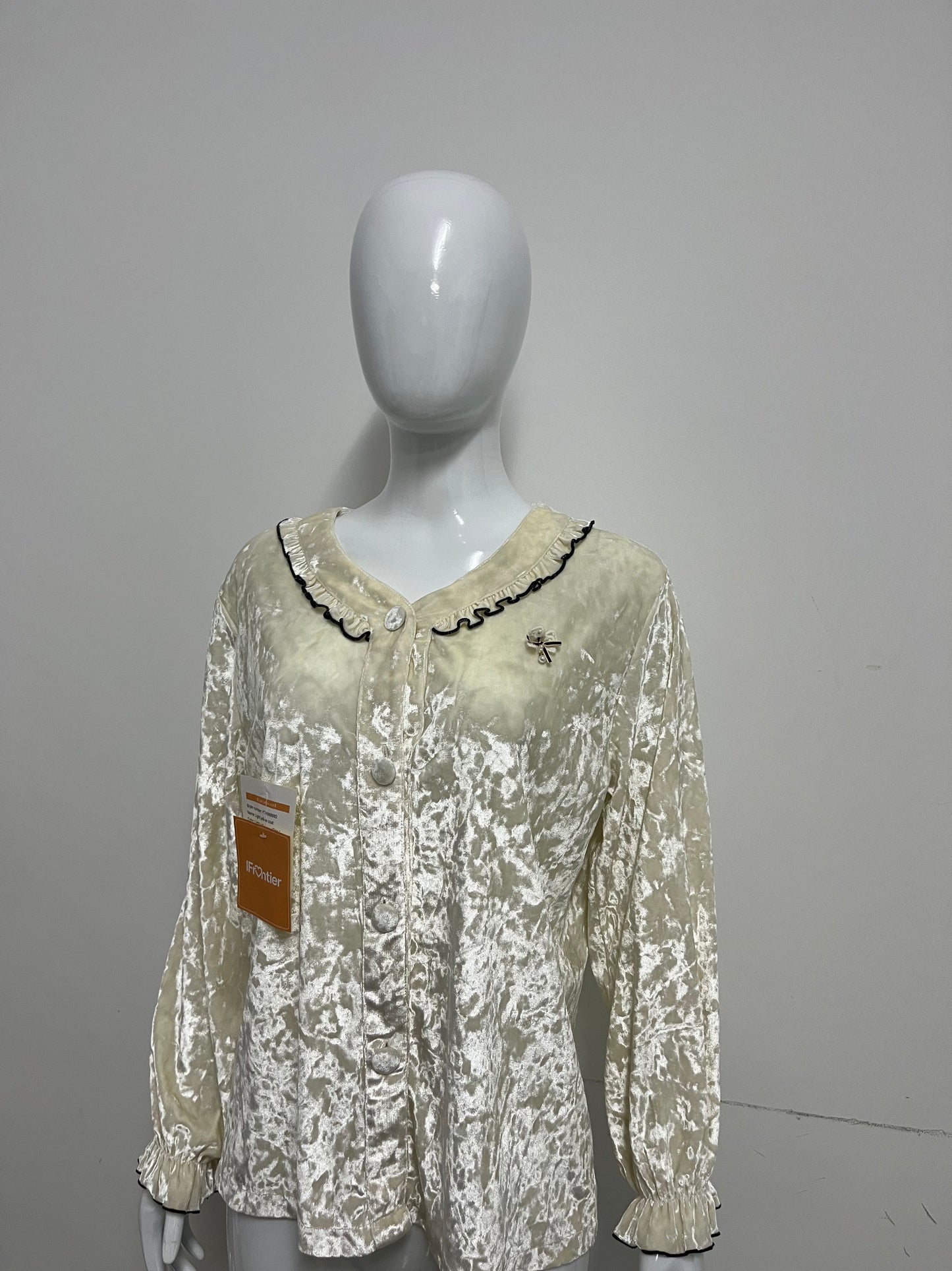 [IFrontier Tops as clothing]-Cream Velvet Long-Sleeve Top - Retro Ruffled Atmosphere Blouse