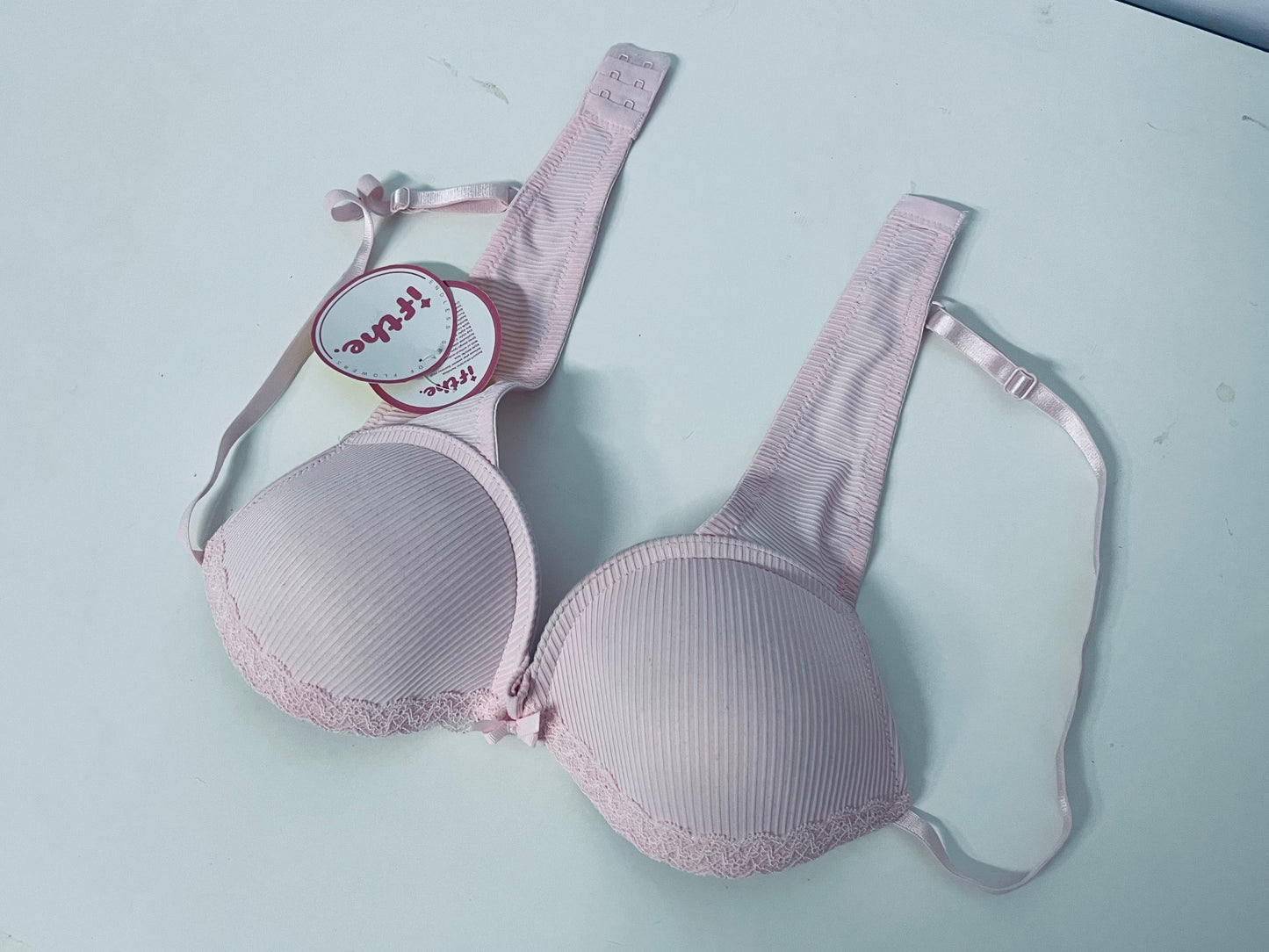 ifthe Pink Ribbed Lace-trimmed Bras - A Daily Underwear Choice for Comfort, Support, and Girlish Charm
