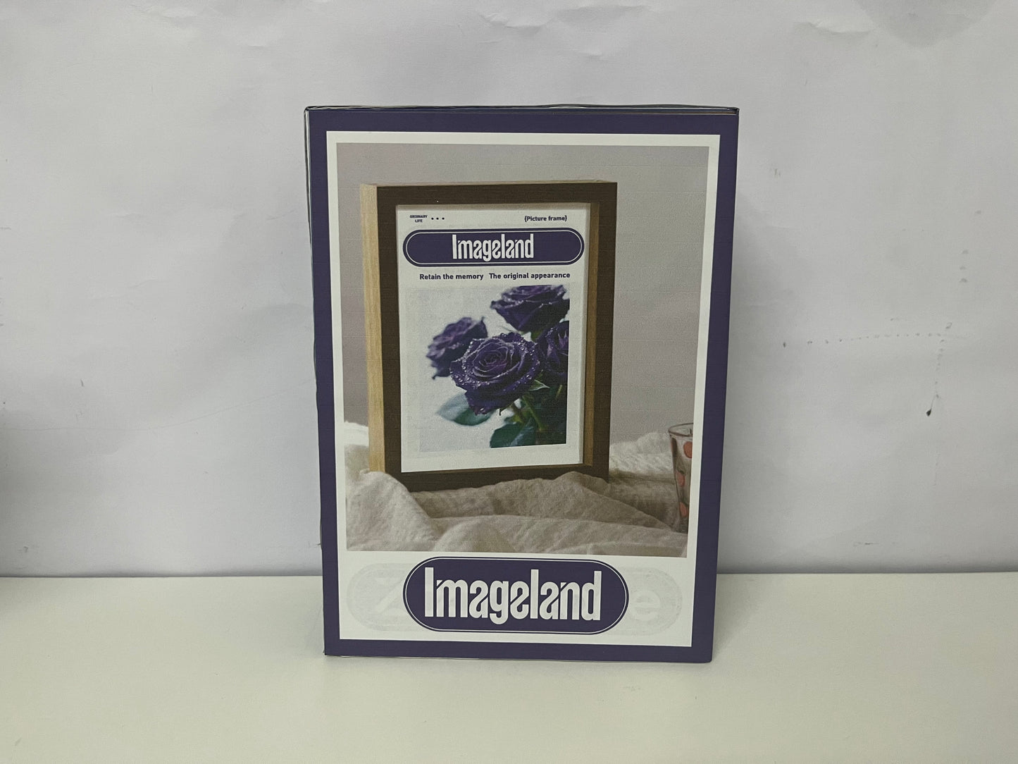 「Imageland Picture frames」——Wood-Grain Photo Frame - Minimalist Tabletop & Wall-Mountable Display Frame