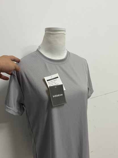 [Initialove Tee-shirts]-Textured Grey Short Sleeve - Loose-Fit Slimming Crew Neck Top