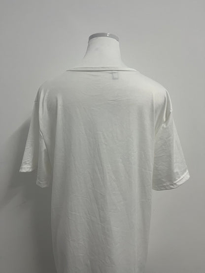 Inthat Women's White V - Neck Short - Sleeve T - Shirt