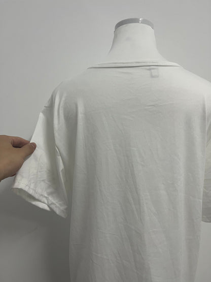 Inthat Women's White V - Neck Short - Sleeve T - Shirt
