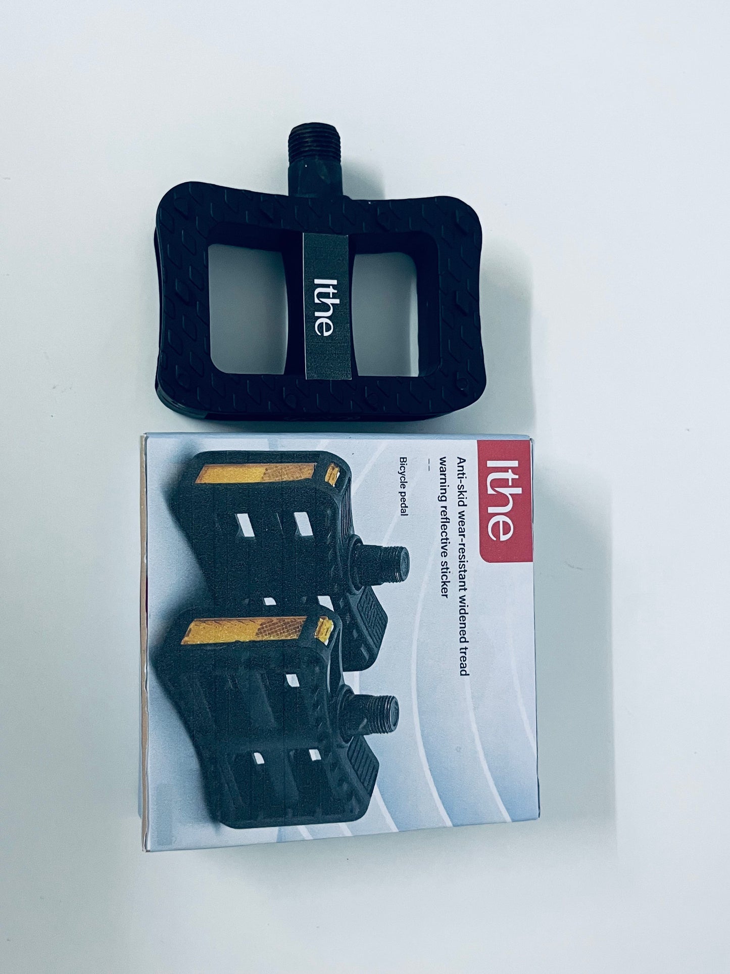 Ithe Bicycle Pedals Anti-Slip Wear-Resistant Widened Tread A Safe Upgrade Choice for Cycling